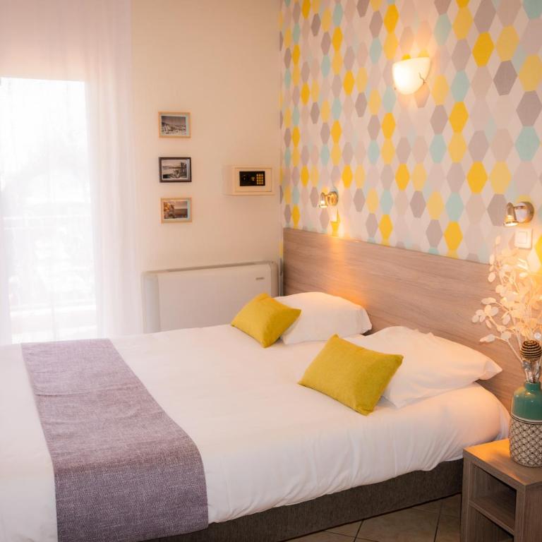 Hotel et Appartements Reine D'Azur - Chambre Double Confort avec Terrasse - 13