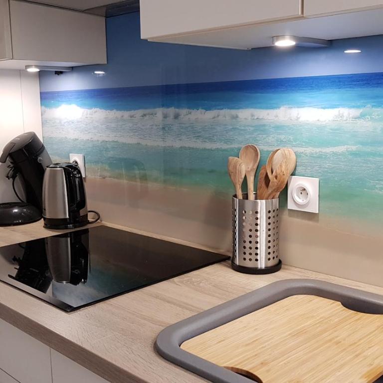 Beach Front Apartment Eljocri - Appartamento - 9