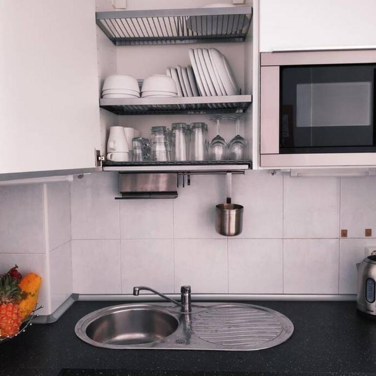 Maxo House - Three-Bedroom Apartment - 17