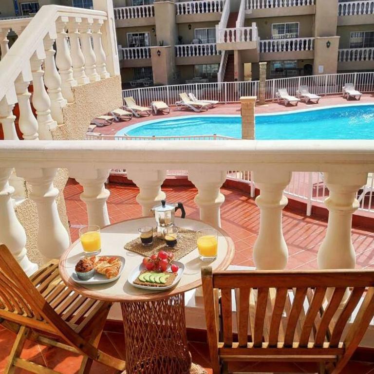 Maxo House - Three-Bedroom Apartment - 1