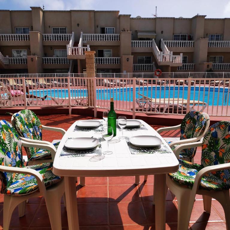 Maxo House - Three-Bedroom Apartment - 2