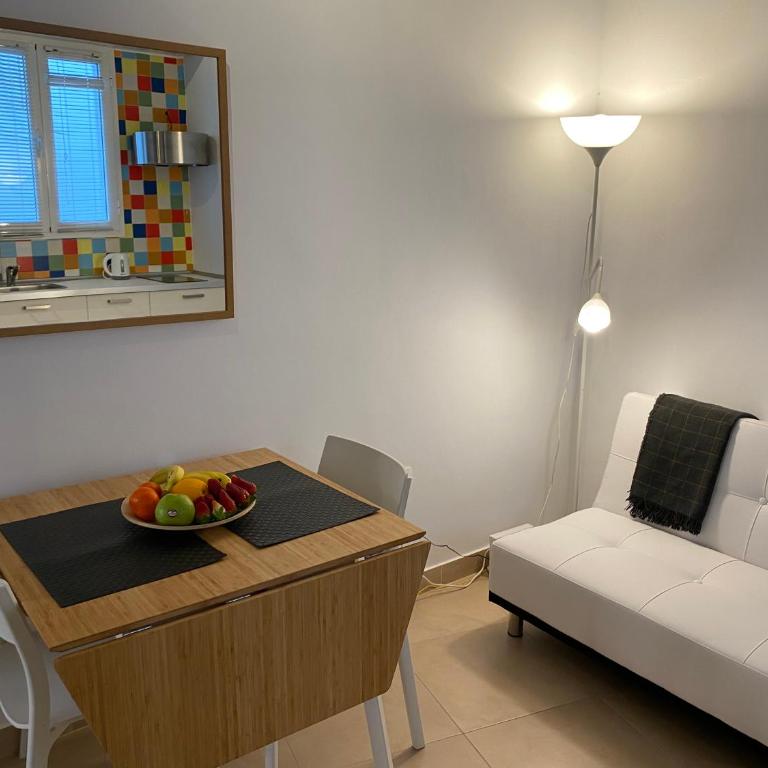 Álvarez 7 Apartamento - One-Bedroom Apartment - 7