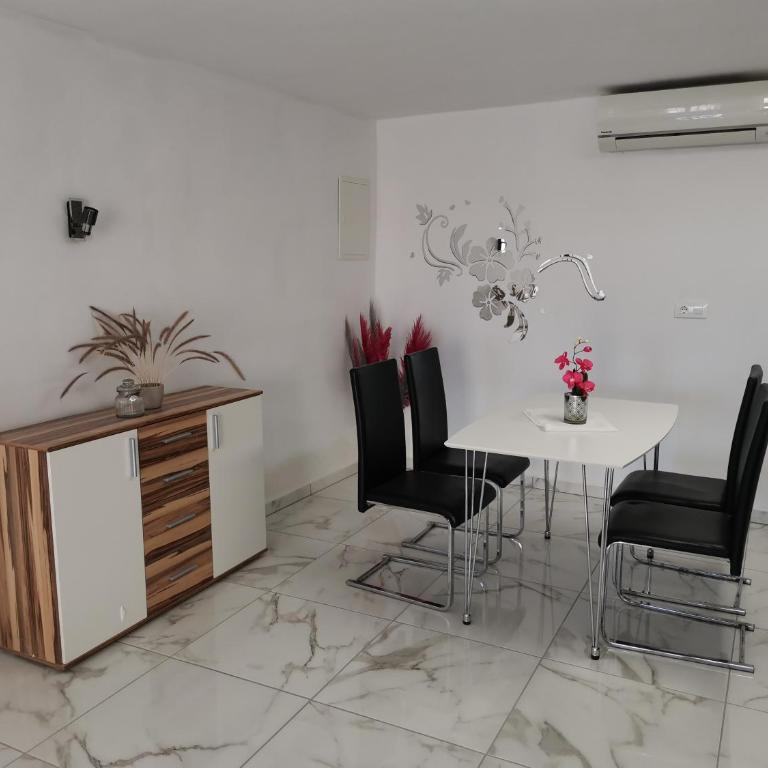 Villa Romeo - Villa con piscina privada - 7