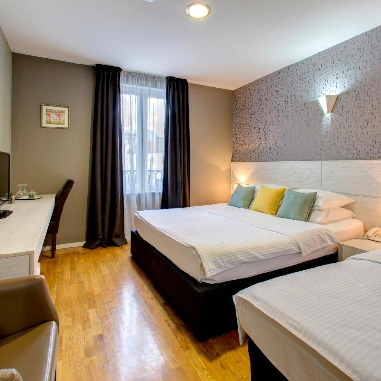 Hotel Villa Milas - Comfort Triple Room - 6