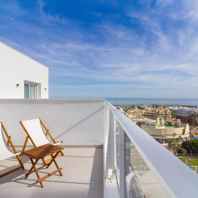 Hotel Alay - Adults Only Recommended - Habitación con cama extragrande y vistas al mar - 9