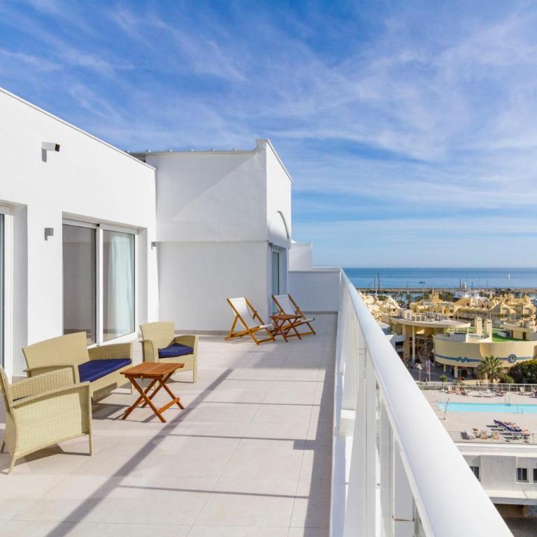 Hotel Alay - Adults Only Recommended - Habitación con cama extragrande y vistas al mar - 10