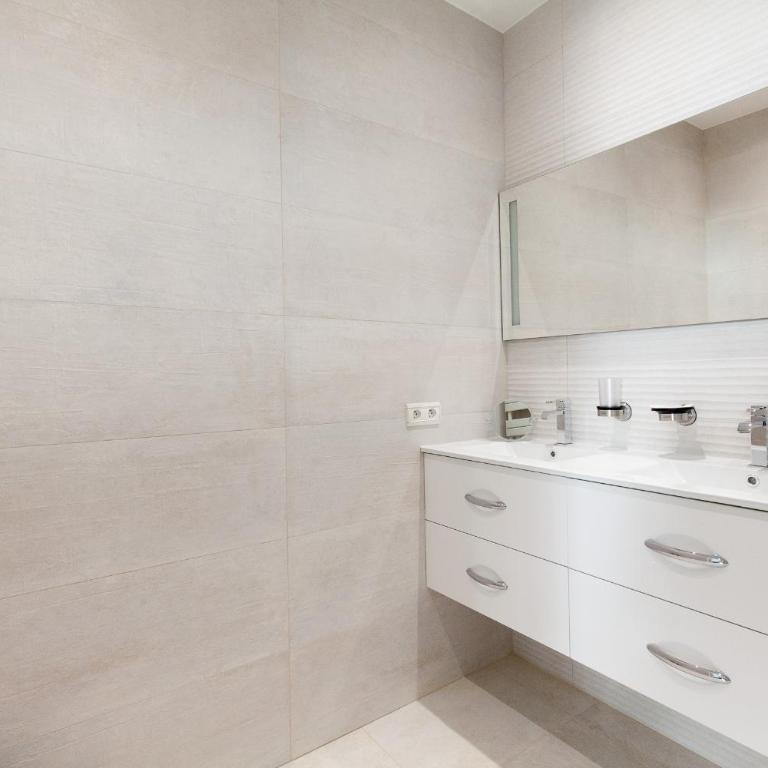 MARIOTT AREA: SUNNY 2 BEDS /2 BATHS - Apartamento - 18