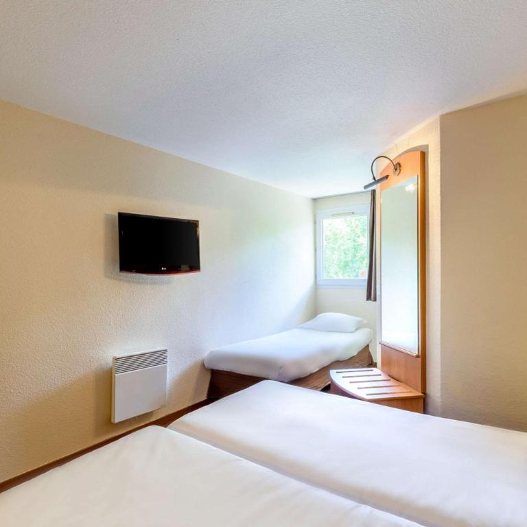 Comfort Hotel Amiens Nord - Chambre Triple - Non-Fumeurs - 4