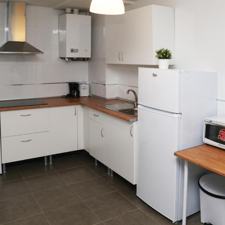 Apartamento Turistico Puente Romano P4 2-A - Two-Bedroom Apartment - 6