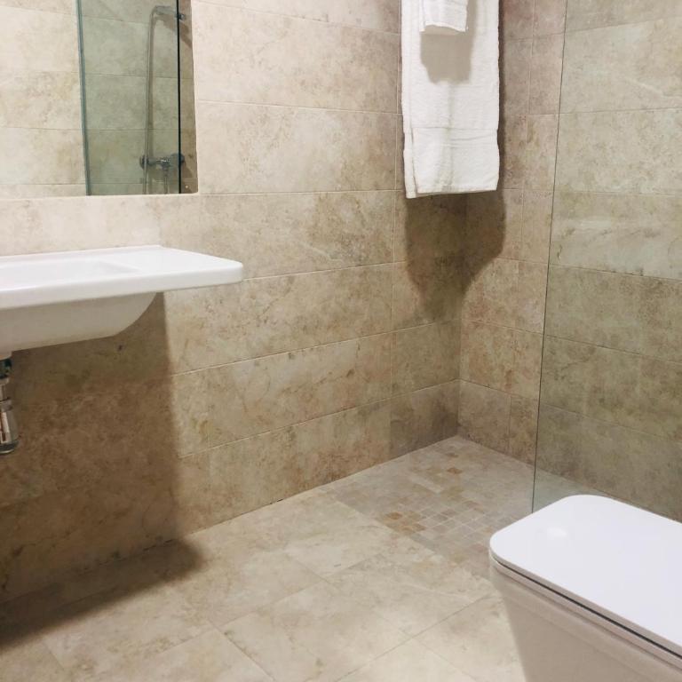 Apartamento Turistico Puente Romano P4 2-A - Two-Bedroom Apartment - 5