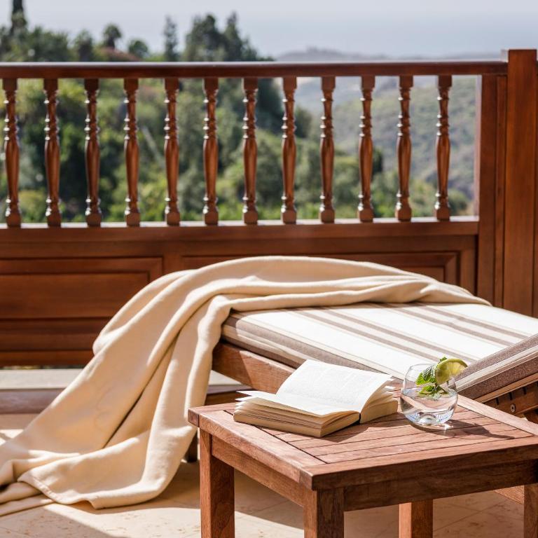Casa León Royal Retreat - Habitación Doble Deluxe con balcón y vistas al mar - 1
