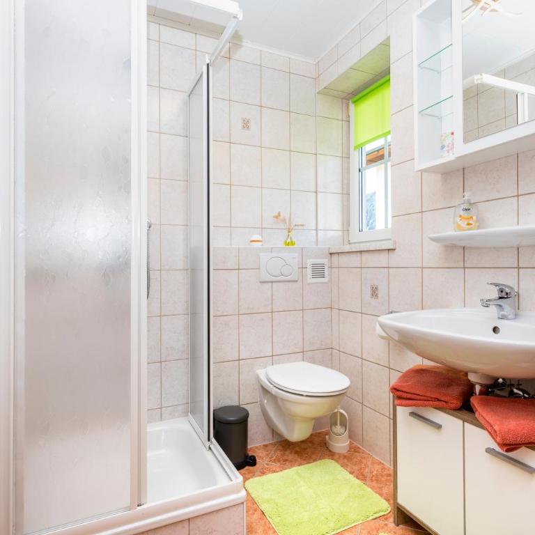 Annas - Appartements - Chambre Double avec Salle de Bains Privative - 4