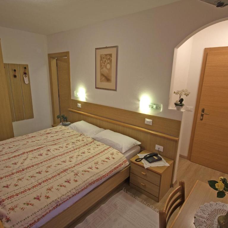 Hotel La Molinella - Camera Matrimoniale/Doppia con Letti Singoli - 3