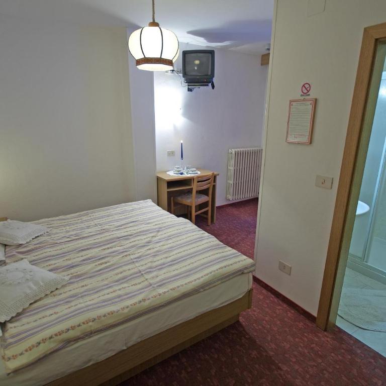 Hotel La Molinella - Camera Matrimoniale/Doppia con Letti Singoli - 8