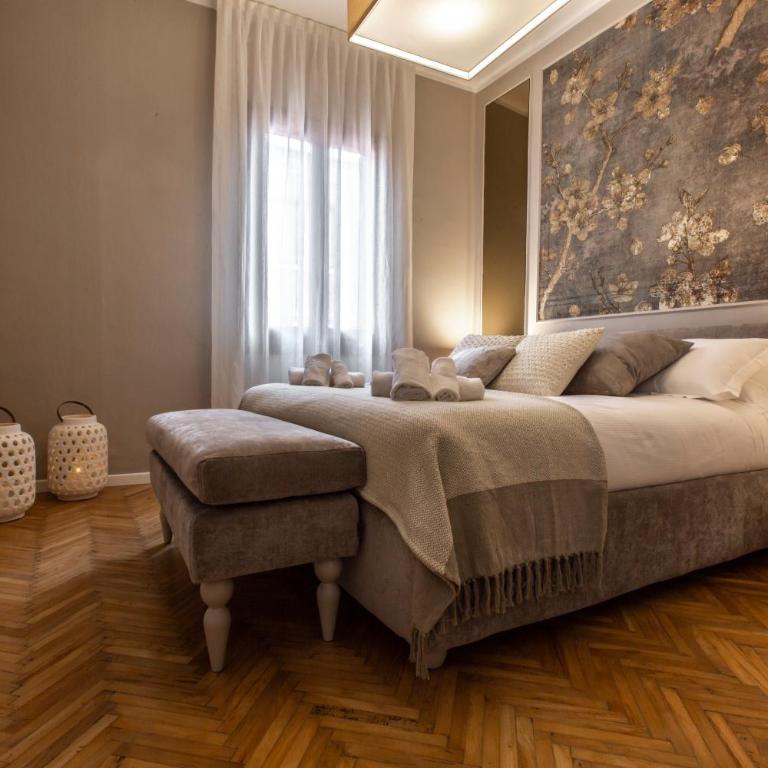 Charming Apartment on the Grand Canal R&R - Two-Bedroom Apartment - 3