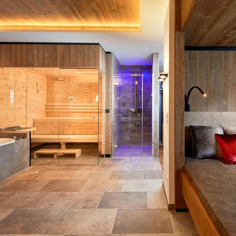 Hotel Wöscherhof - 4 Sterne Superior - Suite „DELUXE_ON POINT“ mit einem Schlafzimmer - 1