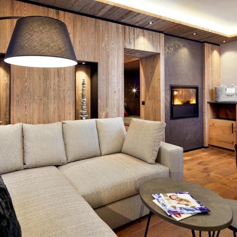 Hotel Wöscherhof - 4 Sterne Superior - Suite „DELUXE_ON POINT“ mit einem Schlafzimmer - 2