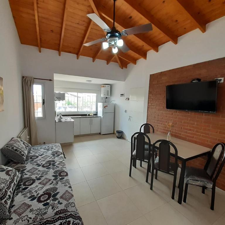 MIS SIERRAS - One-Bedroom Apartment - 10