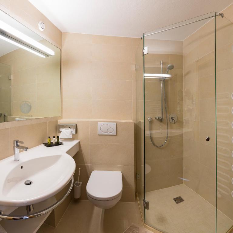 Hotel Garni Entstrasser - Single Room with Balcony - 1