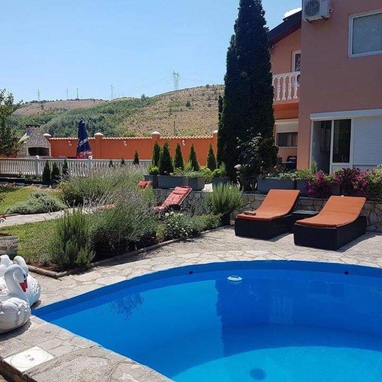 Private Riverside Villa Silvia - Villa - 75