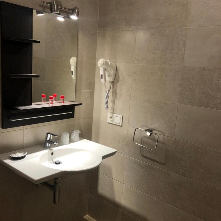 Apartamentos Pinar Málaga Centro - Carretería - Habitación Doble - 10