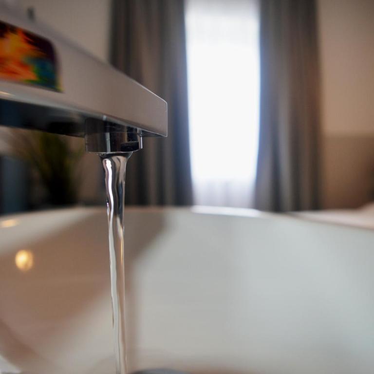 Pension Elisabeth - Rooms & Apartments - Doppelzimmer mit Gemeinschaftsbad - 19