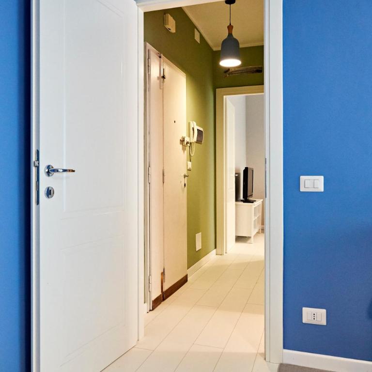 Riviera Marco Polo - One-Bedroom Apartment - 10