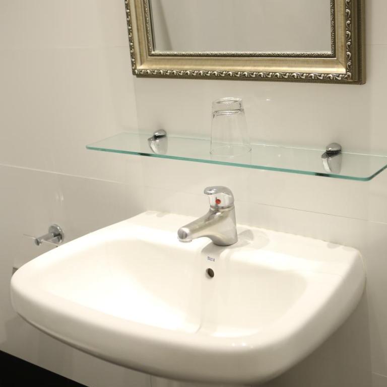 Carsson Hotel Downtown Buenos Aires - Deluxe Twin Room - 6