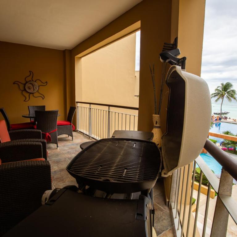 El Faro 301 Coral - Two-Bedroom Apartment - 21