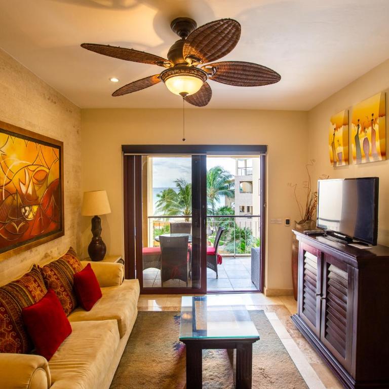 El Faro 301 Coral - Two-Bedroom Apartment - 17