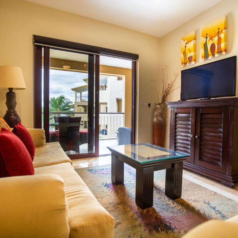El Faro 301 Coral - Two-Bedroom Apartment - 16
