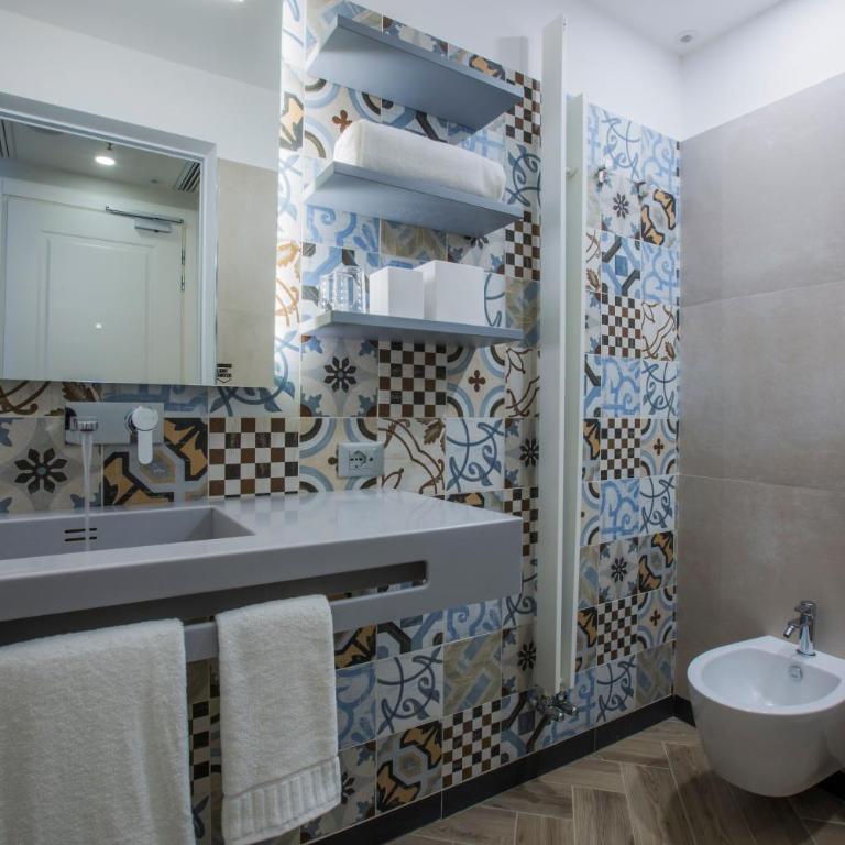 Hotel Indigo Milan - Corso Monforte by IHG - Camera Queen Standard - Non Fumatori - 7