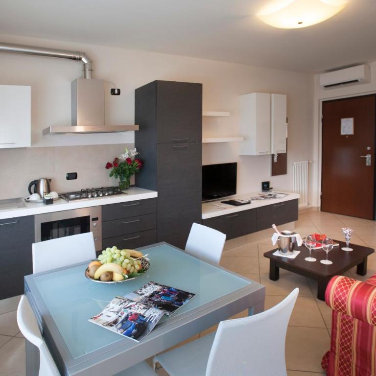Residence Calissano - Appartamento con 2 Camere da Letto e Balcone (4 Adulti) - 3