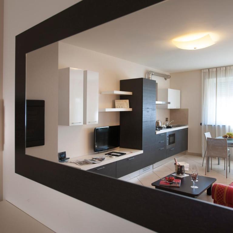 Residence Calissano - Appartamento con 2 Camere da Letto e Balcone (3 Adulti) - 4