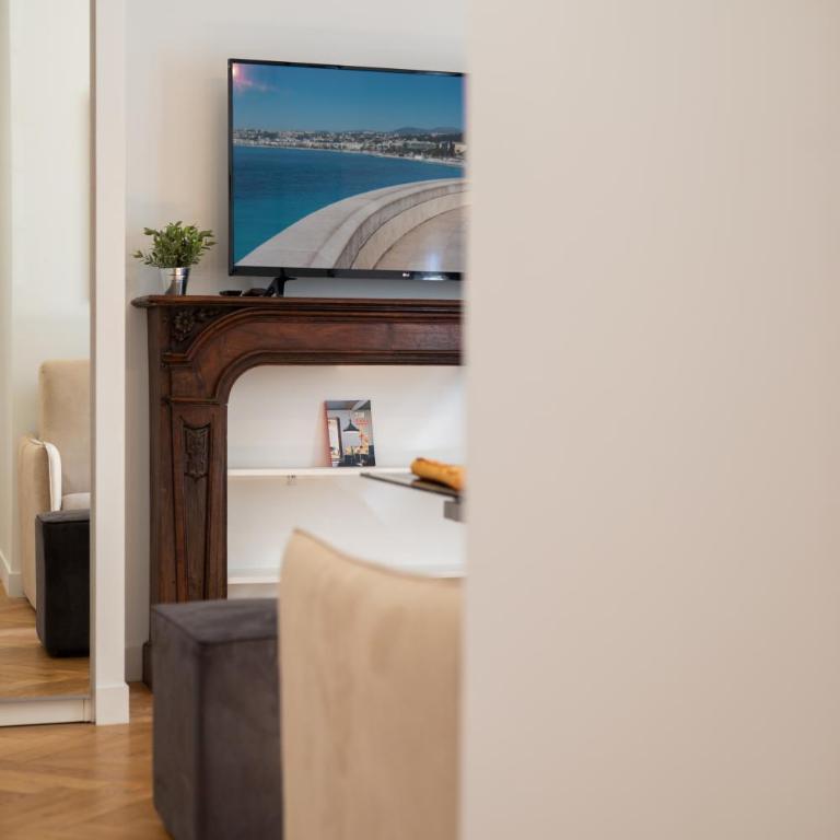 "Le Berlioz 1" by EnjoyNice, 2 bathrooms and airco - Appartement 2 Chambres - 14