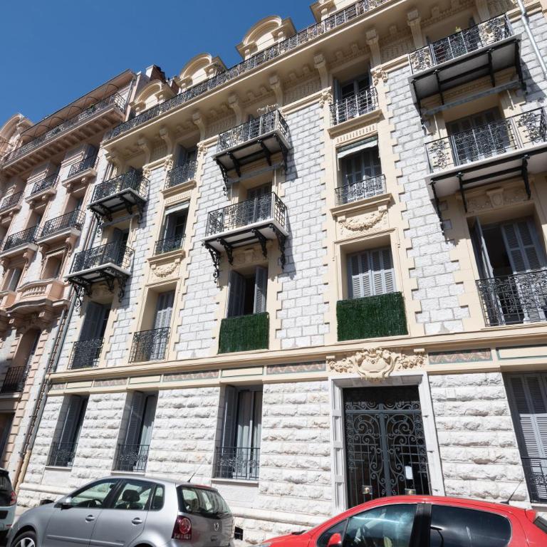 "Le Berlioz 1" by EnjoyNice, 2 bathrooms and airco - Appartement 2 Chambres - 23