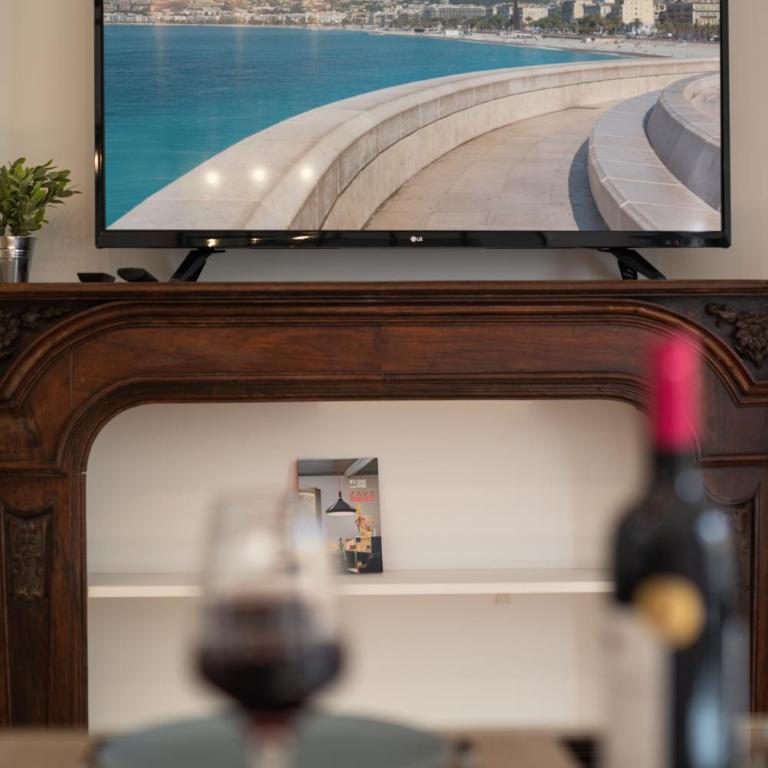 "Le Berlioz 1" by EnjoyNice, 2 bathrooms and airco - Appartement 2 Chambres - 34