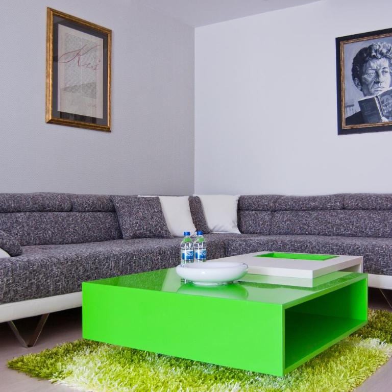 Hill Hotel Wellness & Spa - Apartman Tipa "Suite" sa Balkonom (2 Odrasle Osobe) - 3