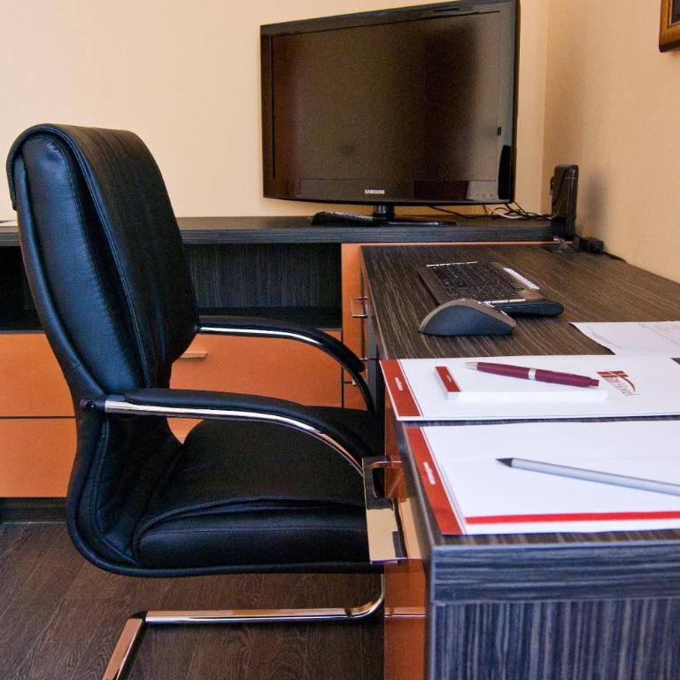 Hill Hotel Wellness & Spa - Apartman Tipa "Suite" sa Balkonom (4 Odrasle Osobe) - 6