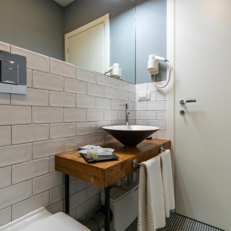 Santa Chiara Inn - Economy Double Room - 12