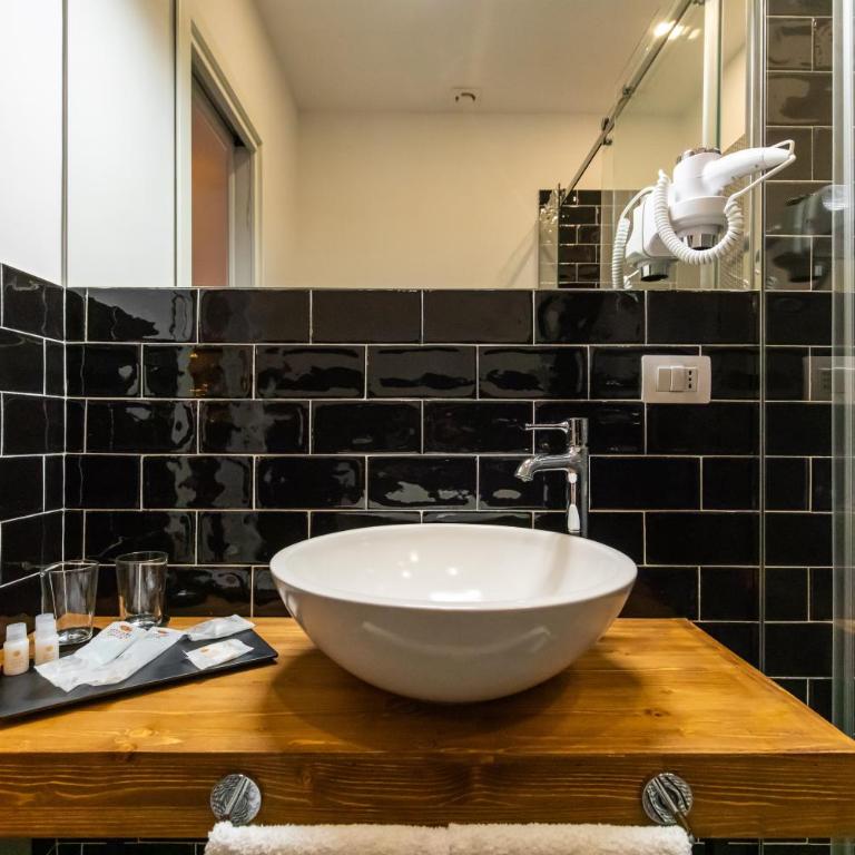 Santa Chiara Inn - Double or Twin Room - 11