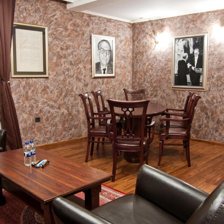 Hill Hotel Wellness & Spa - Apartman Tipa "Suite" sa Terasom - 4