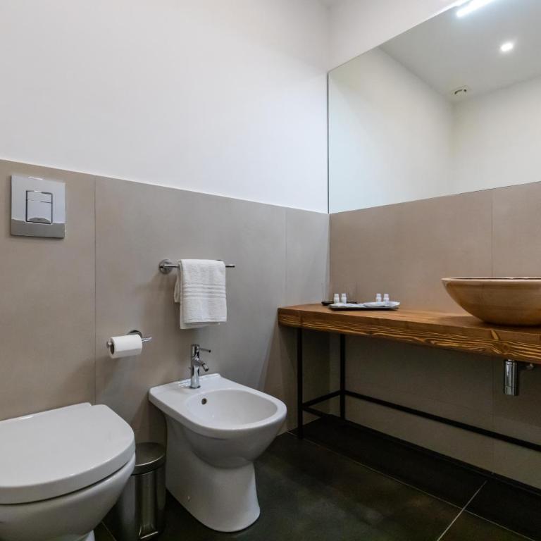 Santa Chiara Inn - Deluxe Double Room - 29