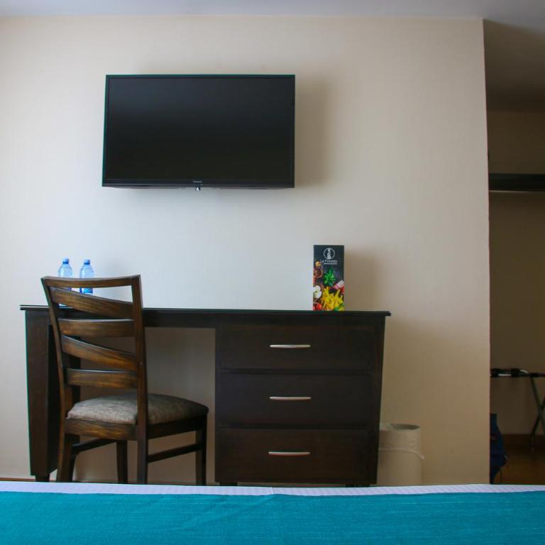 Country Hotel & Suites - Habitación Estándar - Cama extragrande - 7