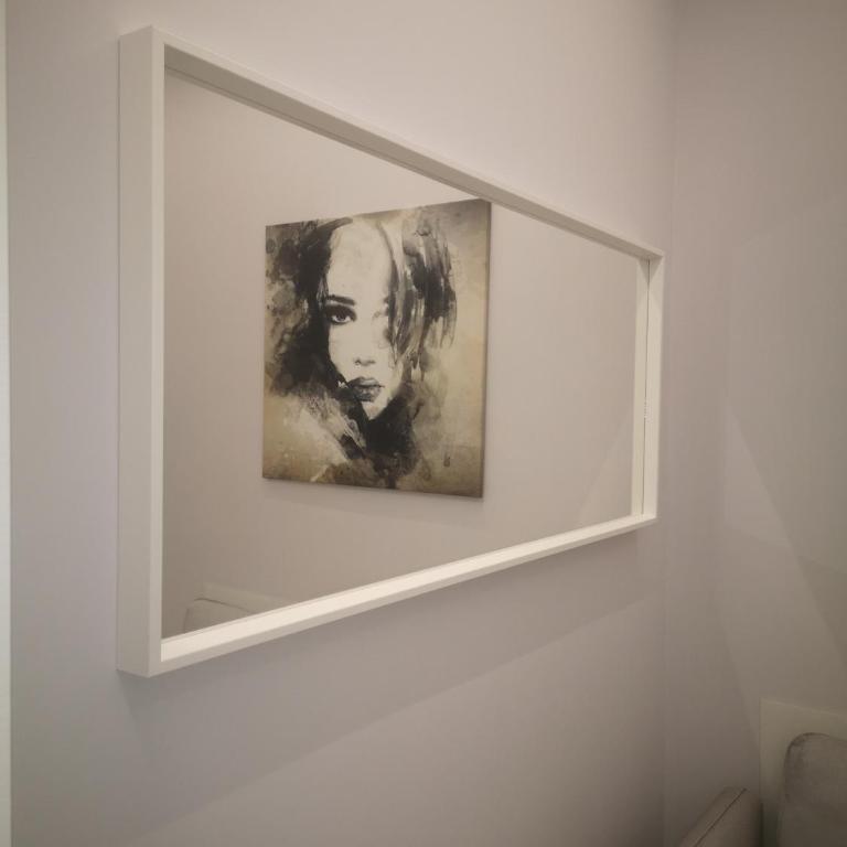 SpiderRooms - Camera Matrimoniale con Balcone - 8