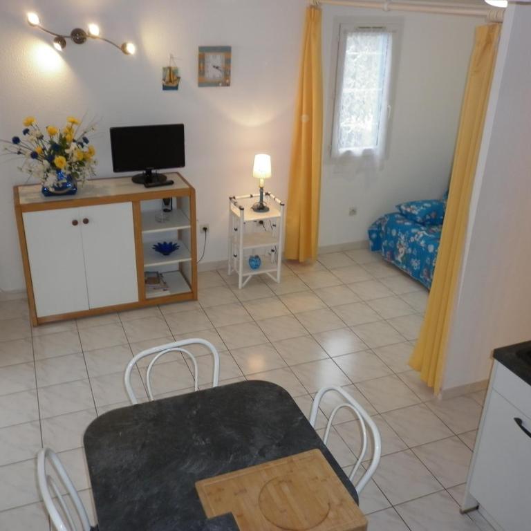 LES AMANDINES - Maison de Vacances - 2