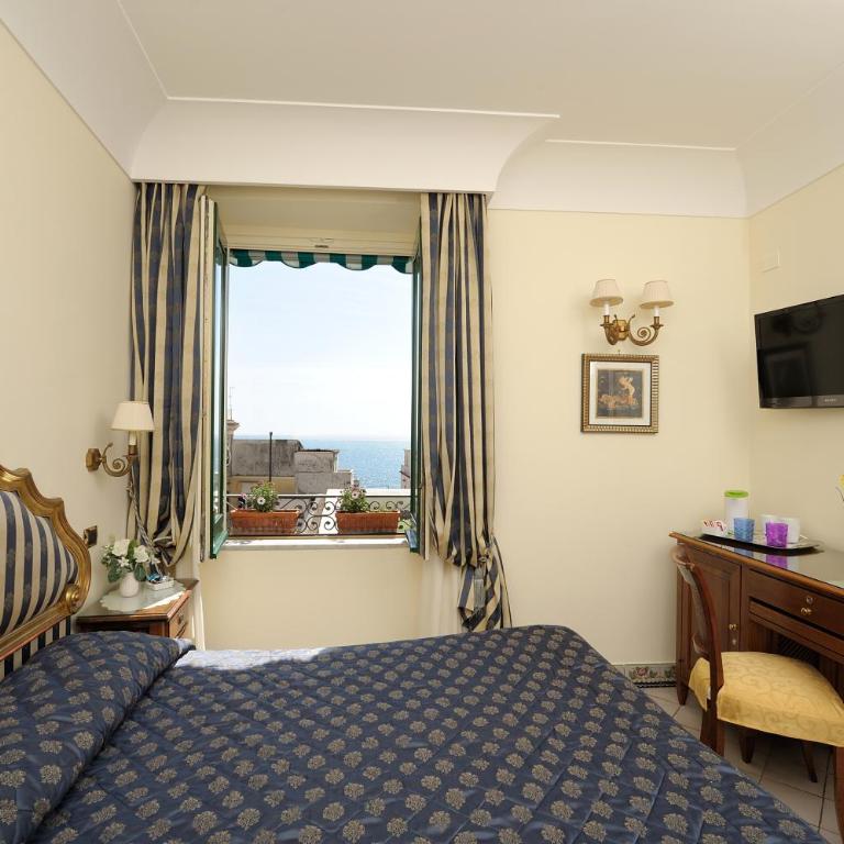 Amalfi Old Square room & apartments , 73 steps from the street - Camera Matrimoniale Superior con Vista Mare - 13