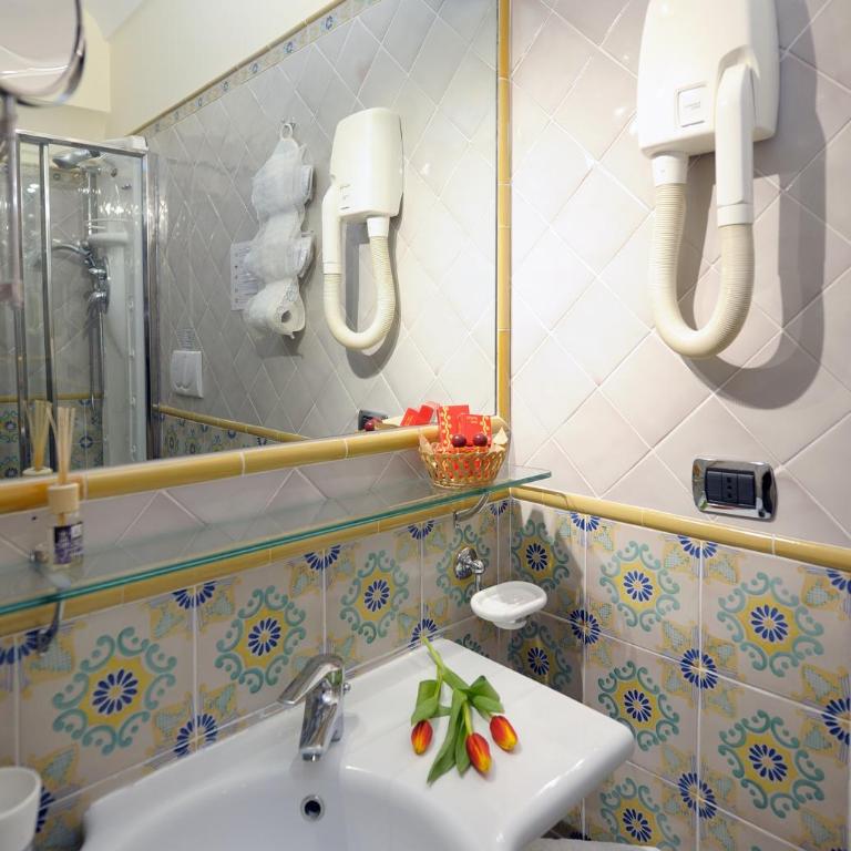 Amalfi Old Square room & apartments , 73 steps from the street - Appartamento con Balcone e Vista Mare - 39