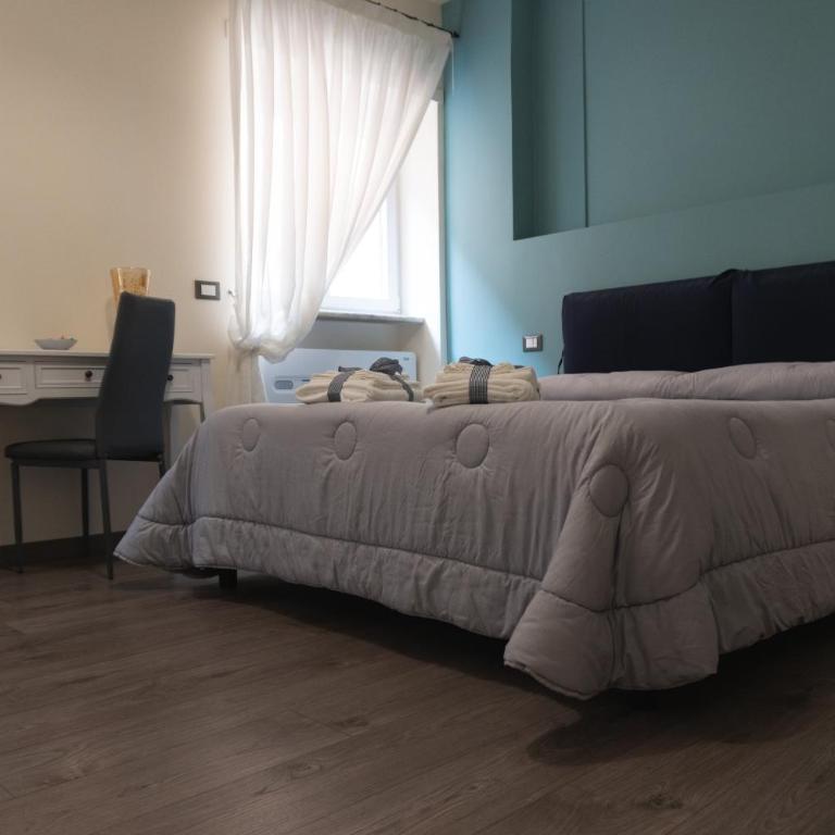 Madame Pucci - Camera Matrimoniale Deluxe con 1 Letto Supplementare - 20