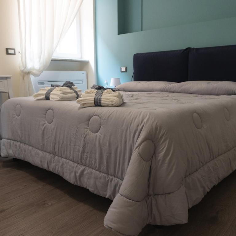 Madame Pucci - Camera Matrimoniale Deluxe con 1 Letto Supplementare - 17